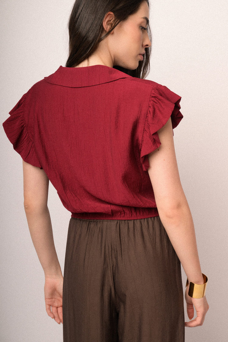 Wine red crinkled viscose cropped shirt
