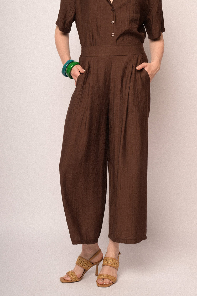 Chocolate crinkled viscose cropped trousers