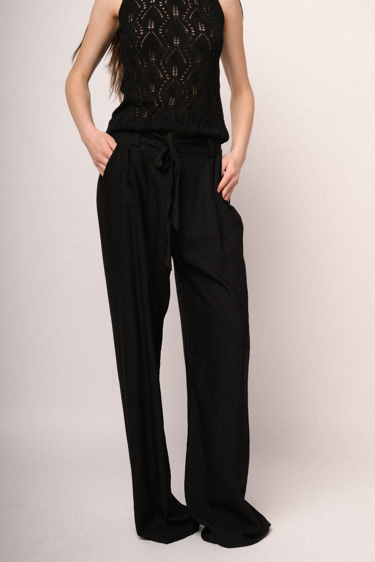 Black viscose belted wide-leg trousers