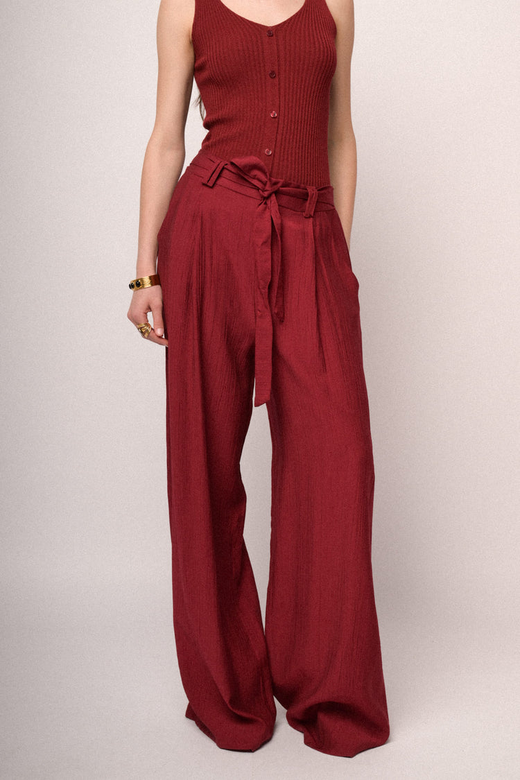 Red viscose belted wide-leg trousers