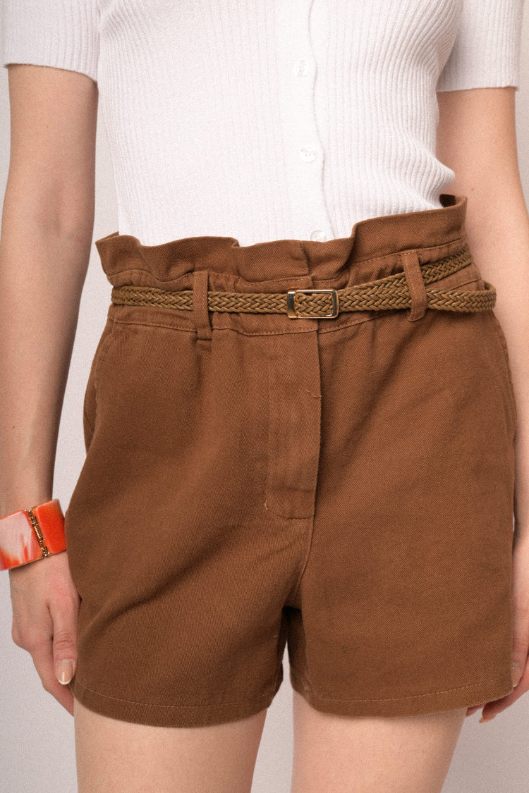 Belted light brown cotton shorts