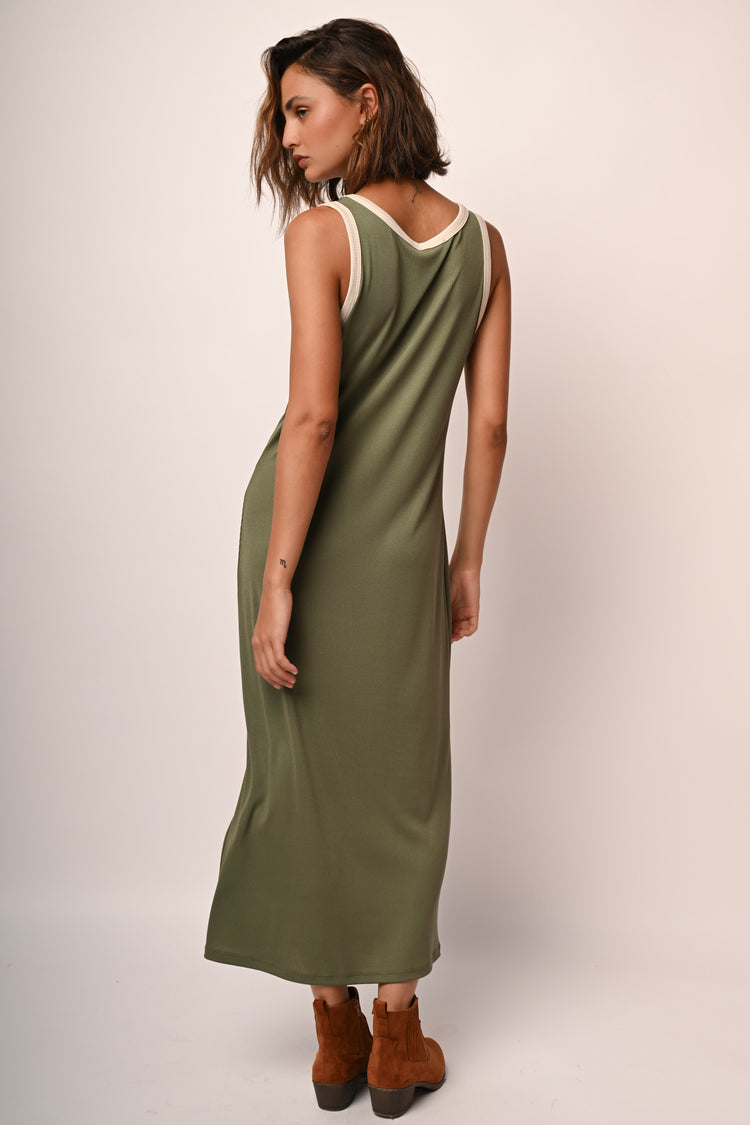 Ribbed knit midi dress