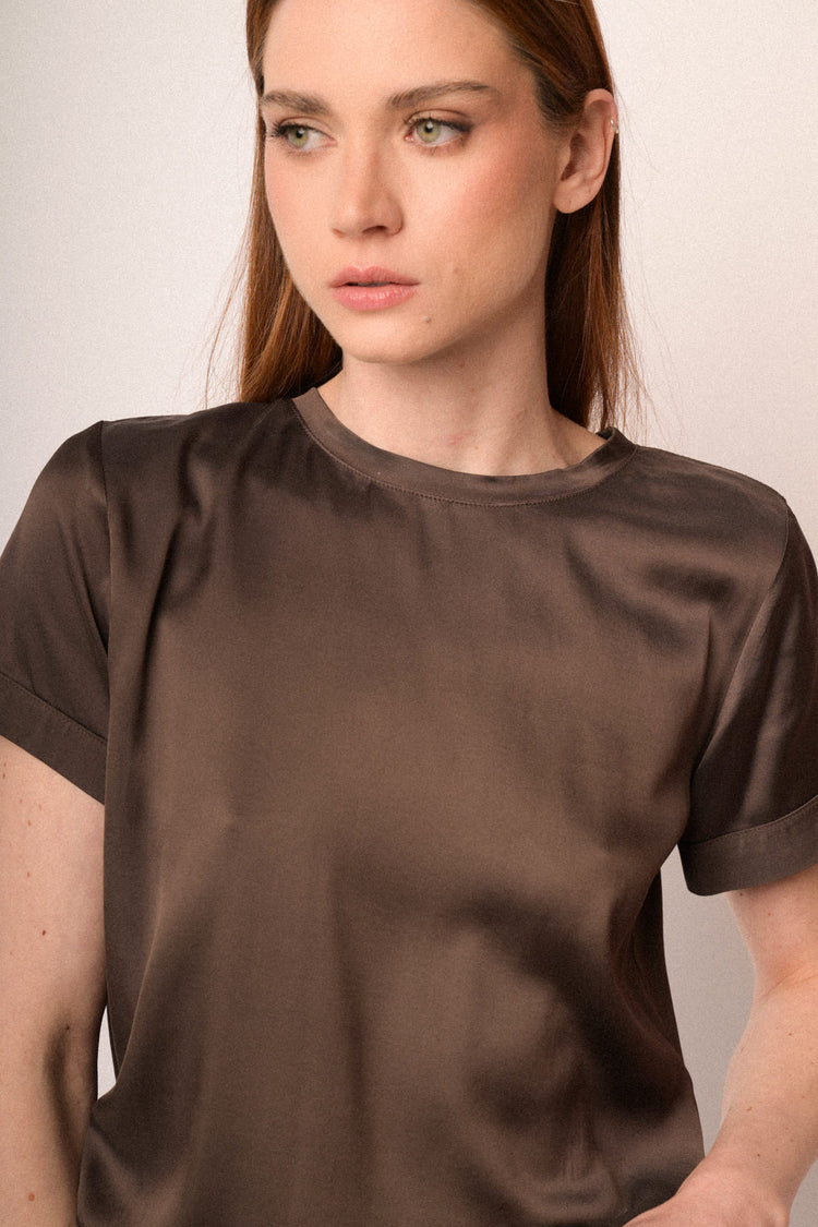 Chocolate viscose satin t-shirt