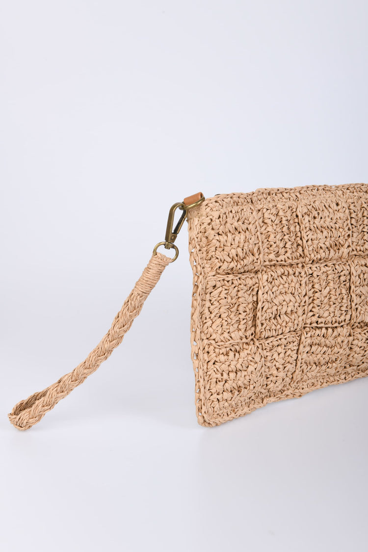 Woven straw pouch bag