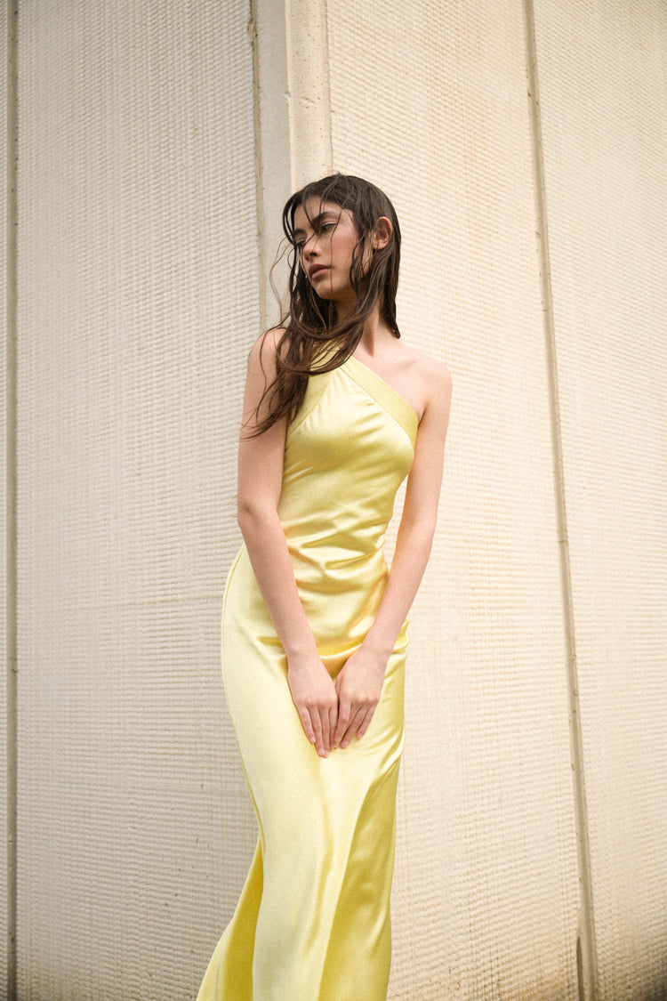 Yellow satin one-shoulder long dress