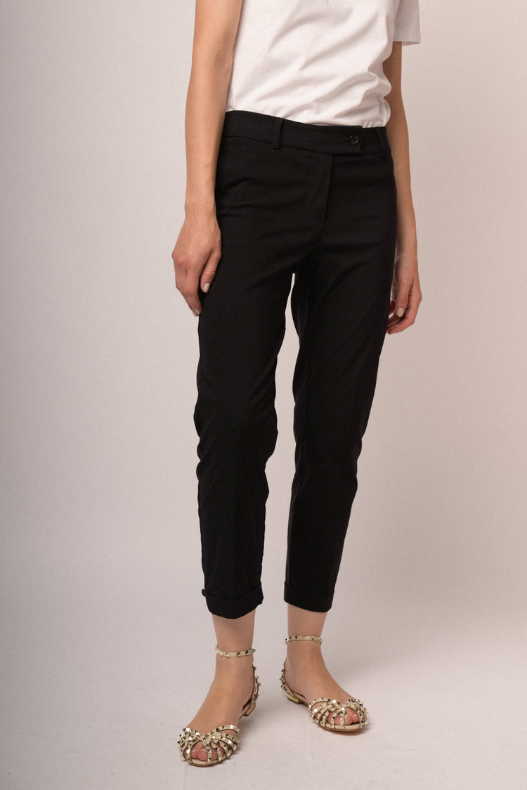 Pantaloni linguetta con risvolto