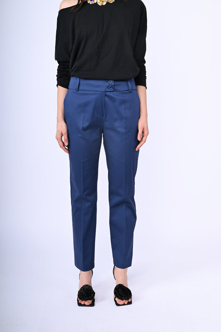 Straight-leg trousers