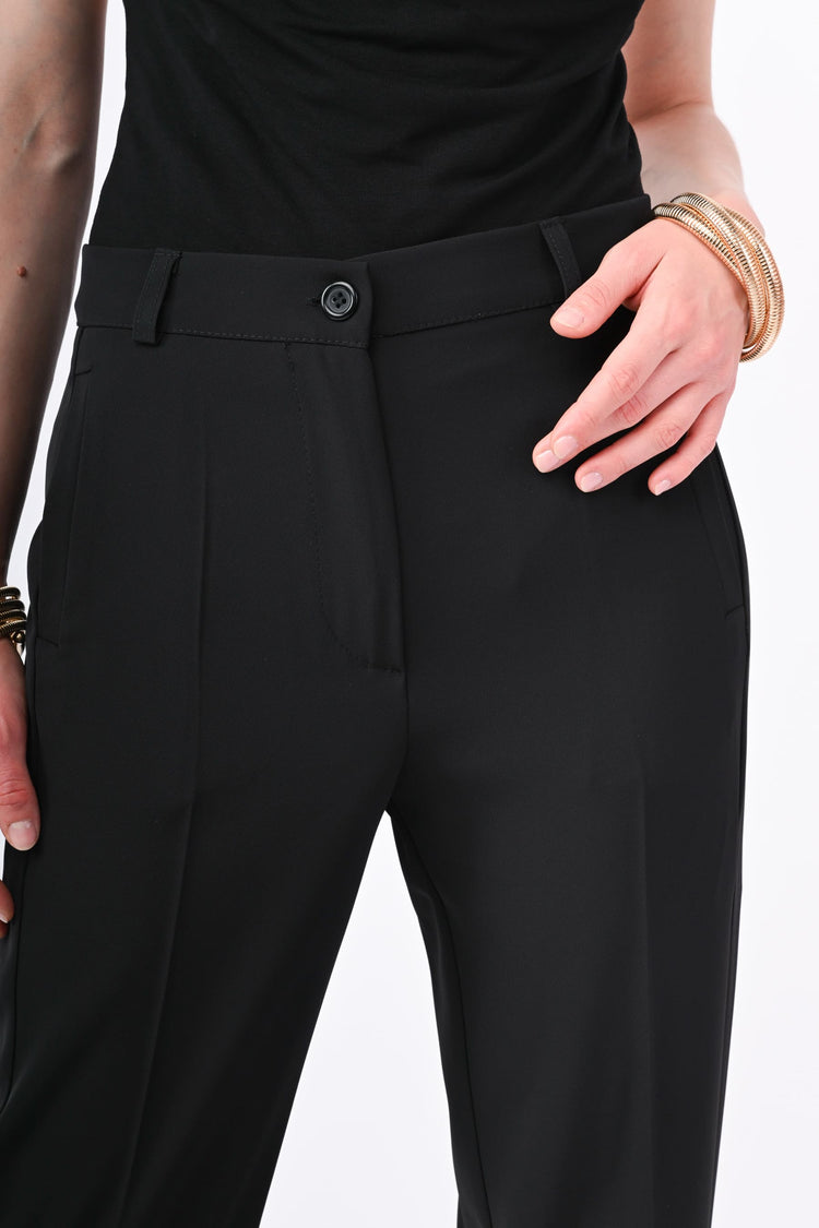 Straight-leg trousers
