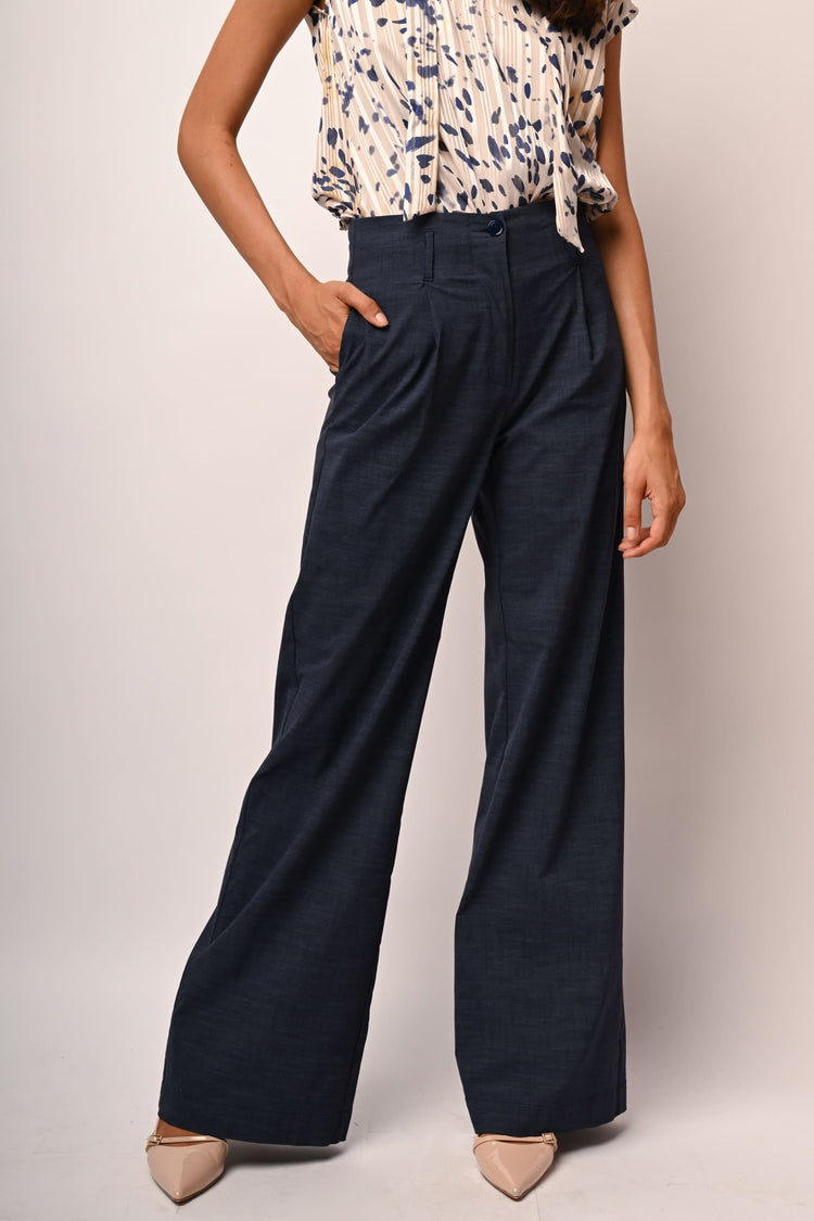 Darts wide-leg trousers