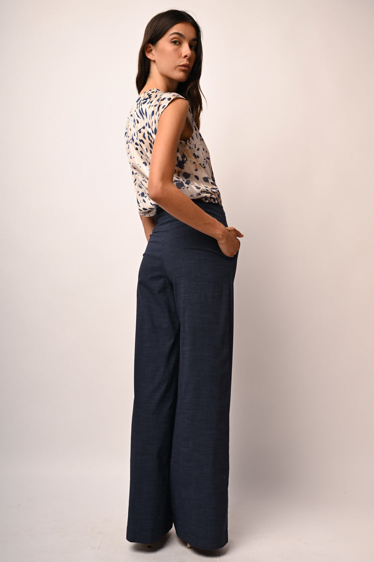 Darts wide-leg trousers
