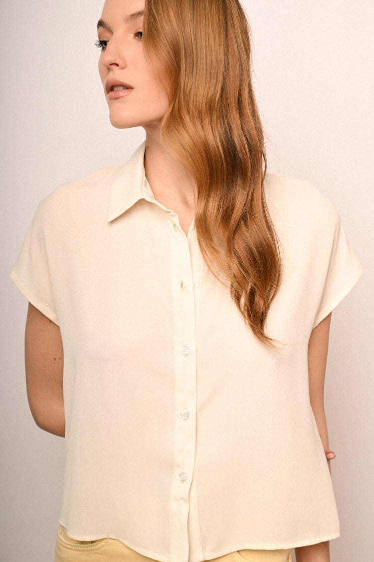 Cap sleeved shirt