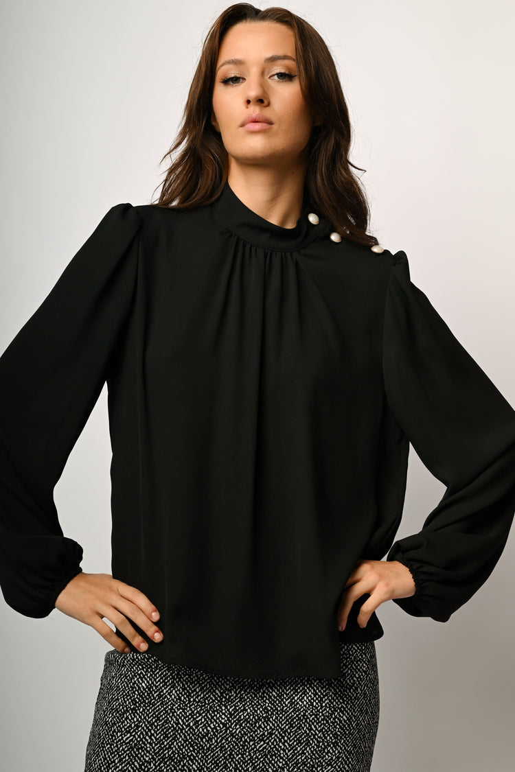 Buttons-detail blouse