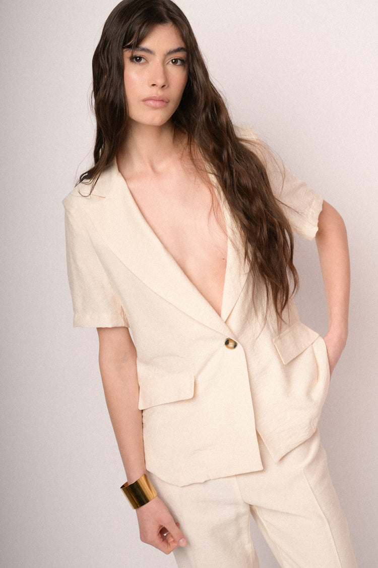Ivory viscose short sleeved blazer