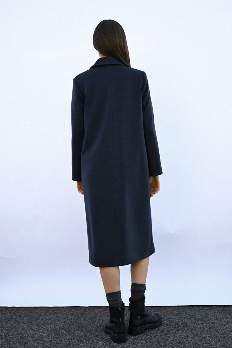 Long double-breasted coat