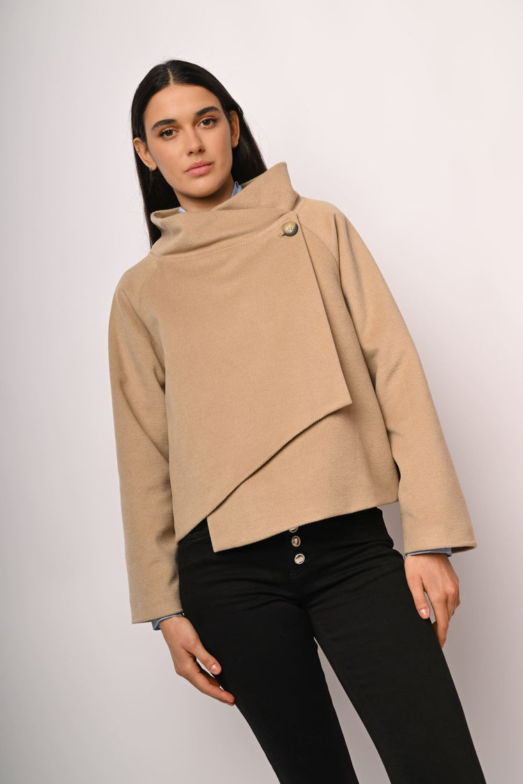 Button cape jacket