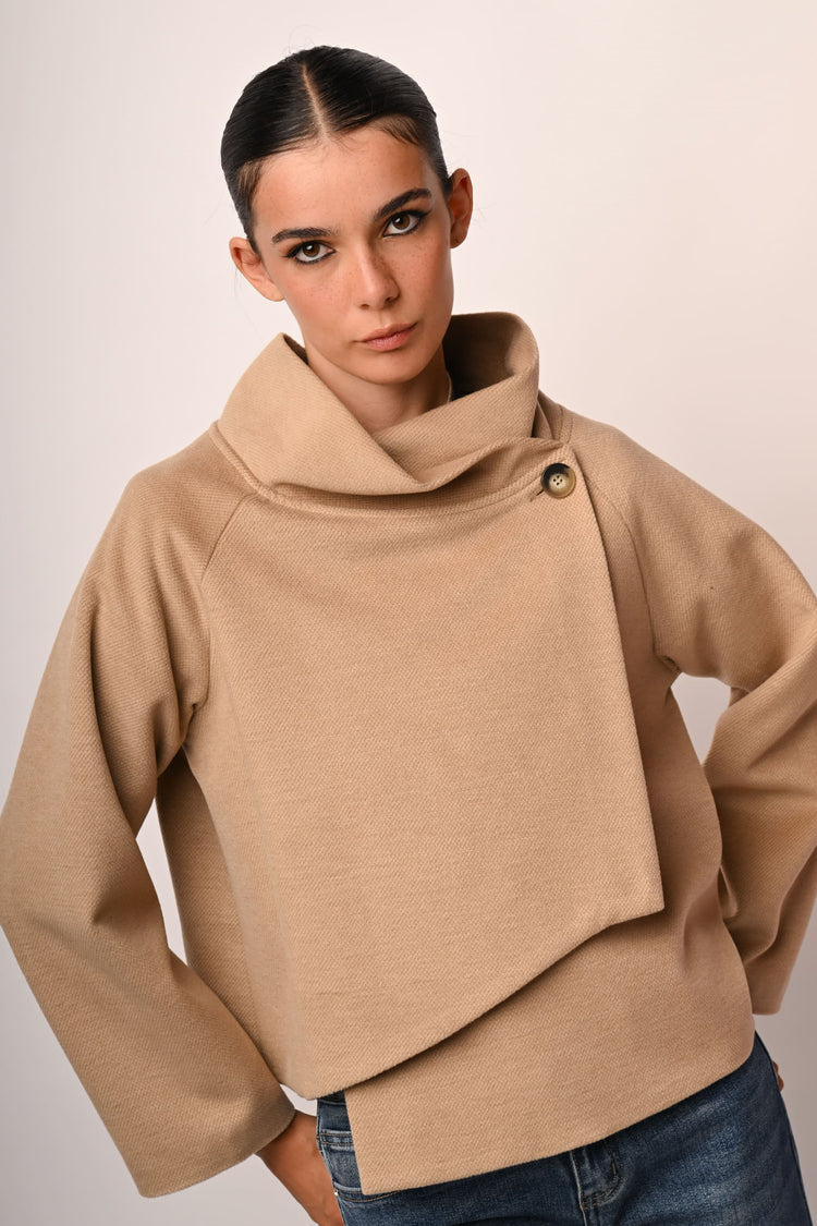 Crater collar cape jacket