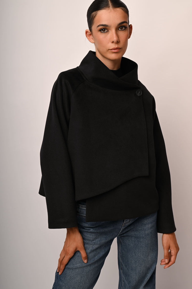 Crater collar cape jacket