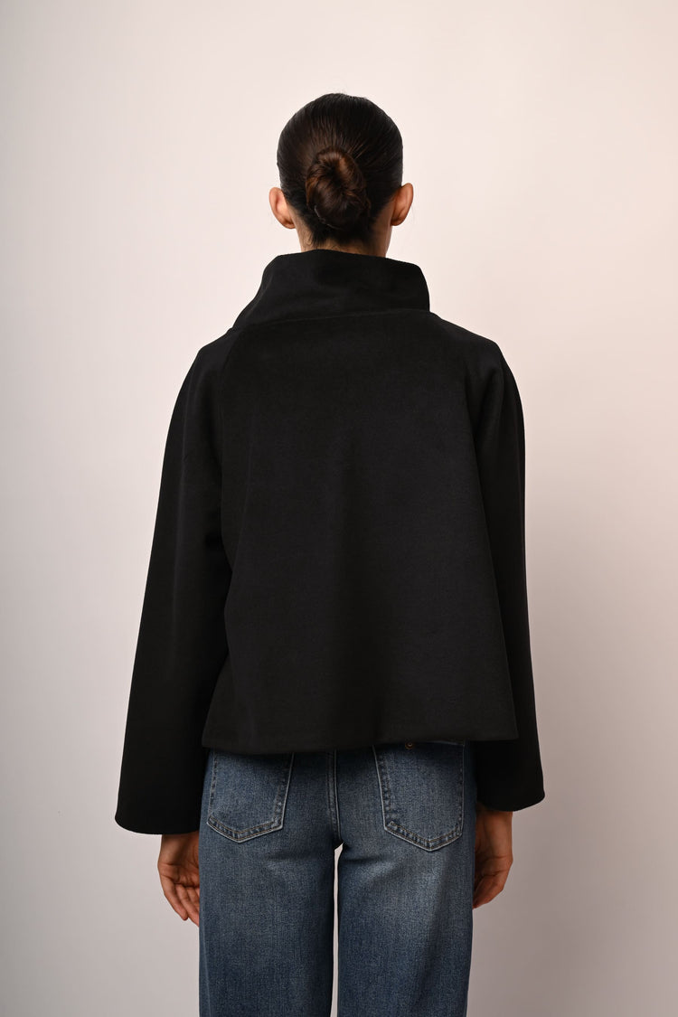 Crater collar cape jacket