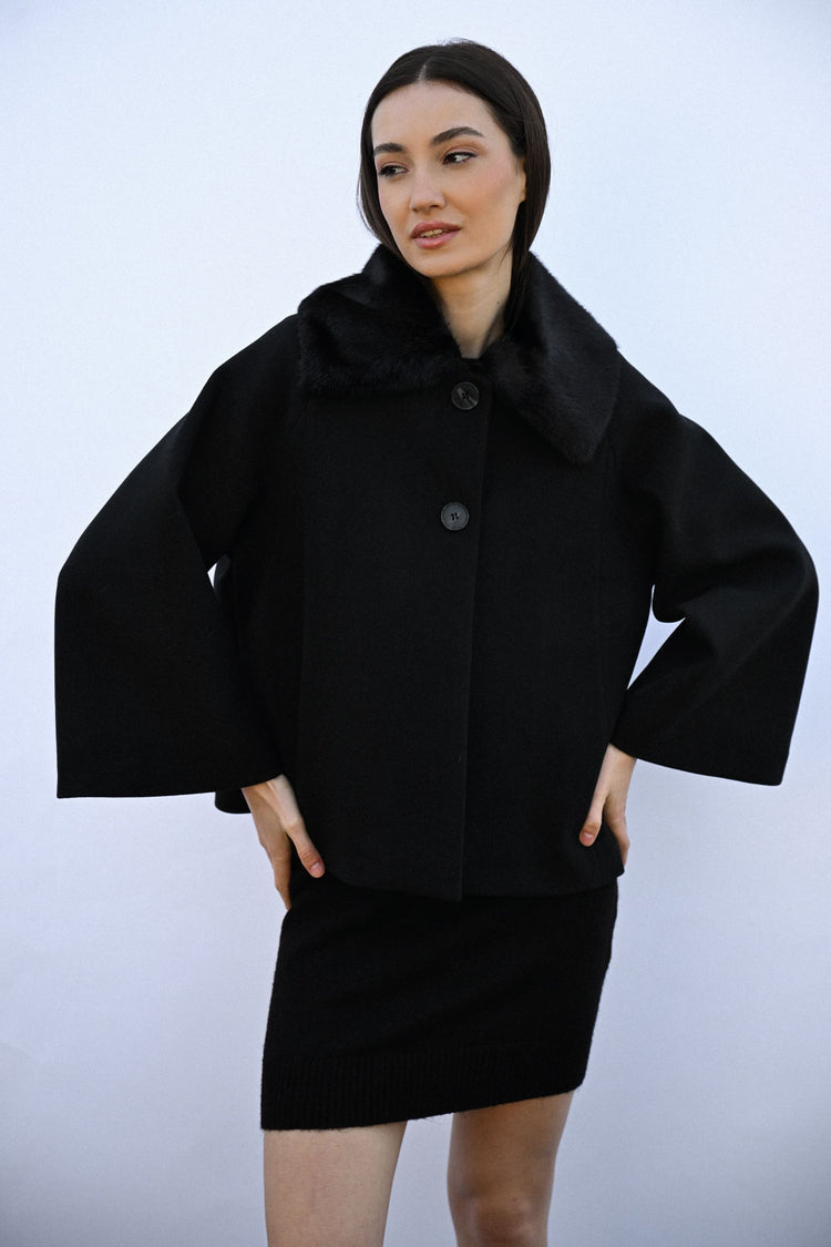 Faux fur collar short coat