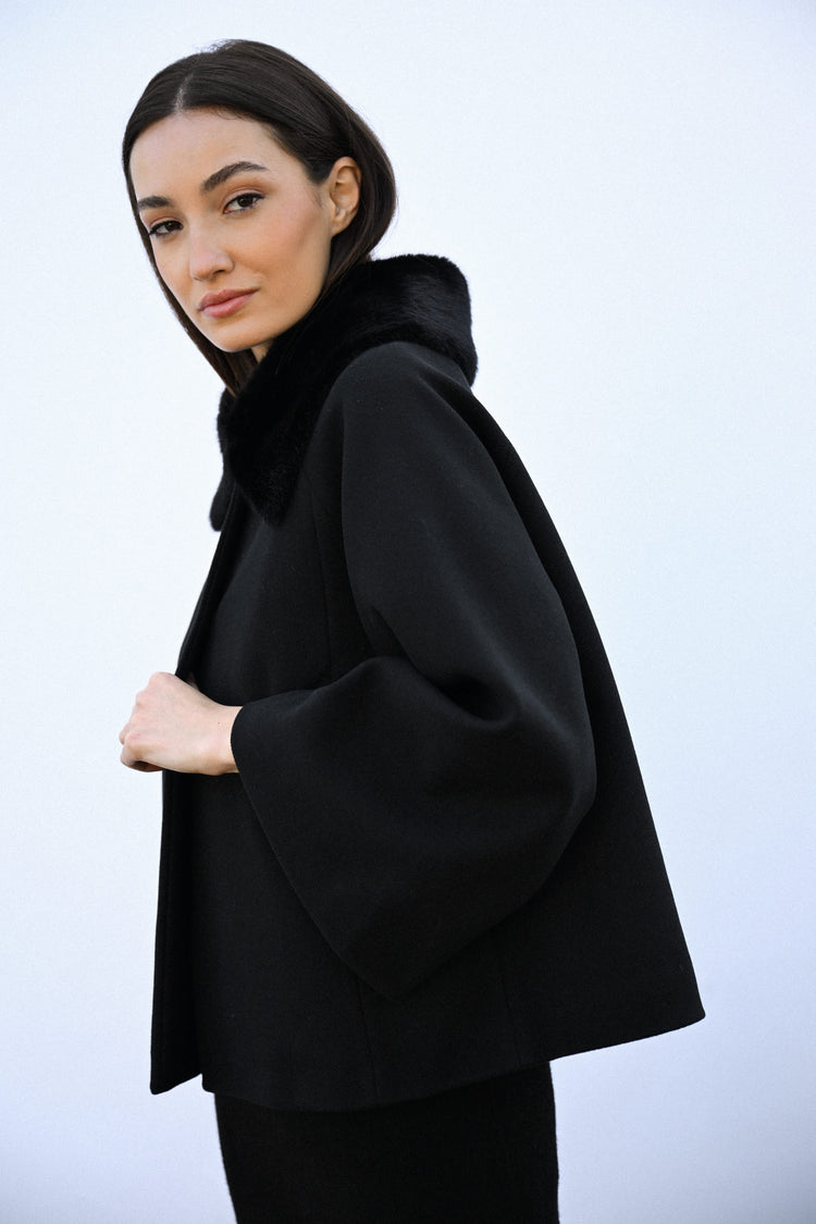 Faux fur collar short coat
