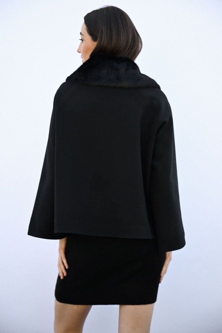 Faux fur collar short coat