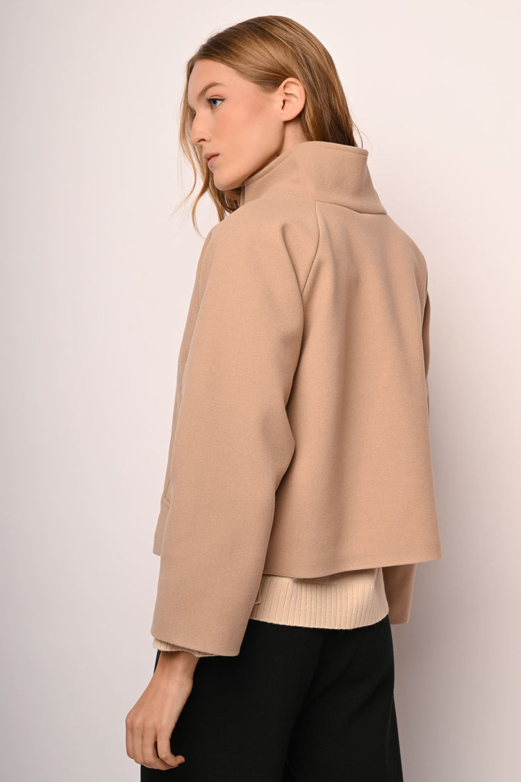 Double-breasted short coat