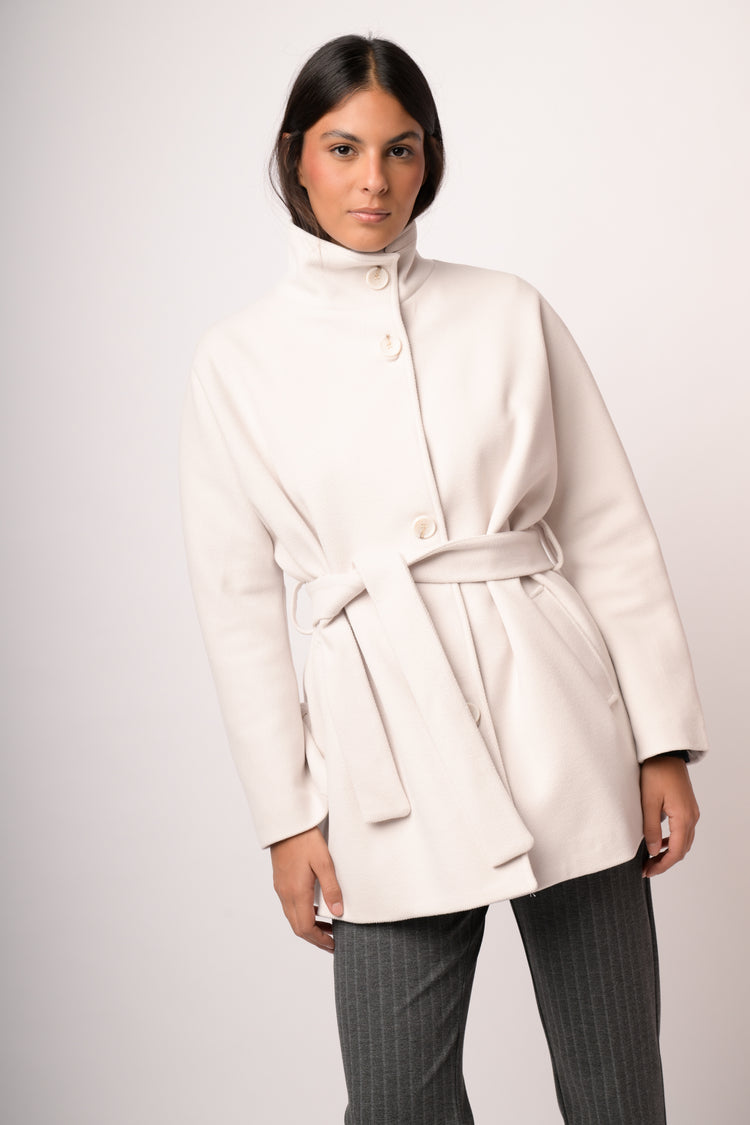 Cappotto collo coreano e cintura