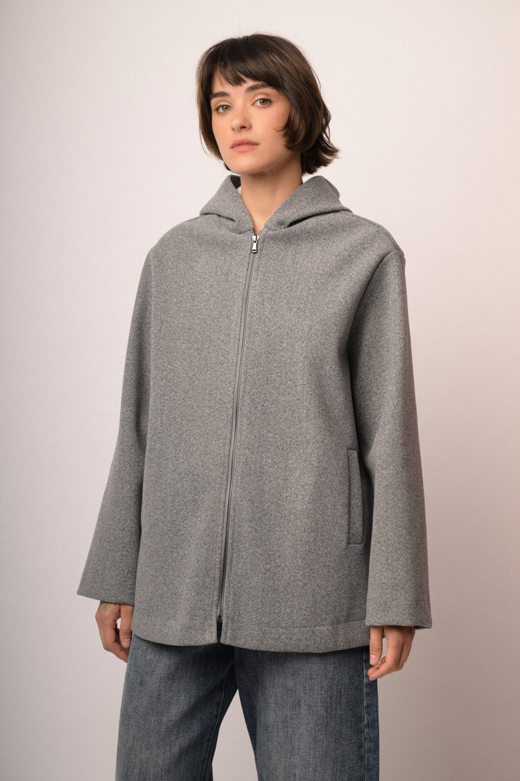 Cappotto corto con zip e cappuccio