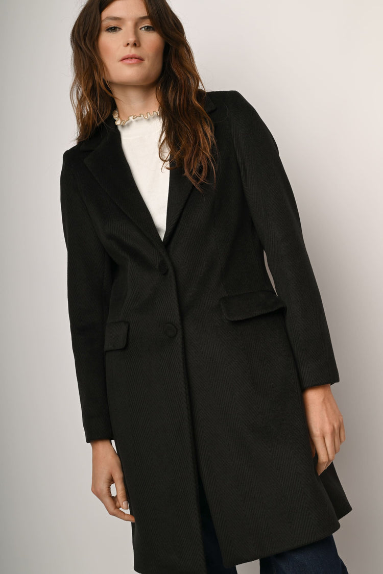 Single-breasted coat