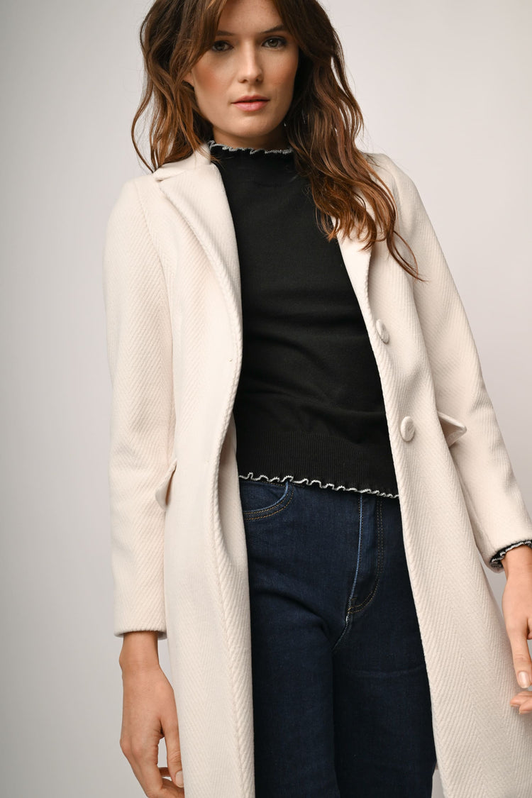 Single-breasted coat