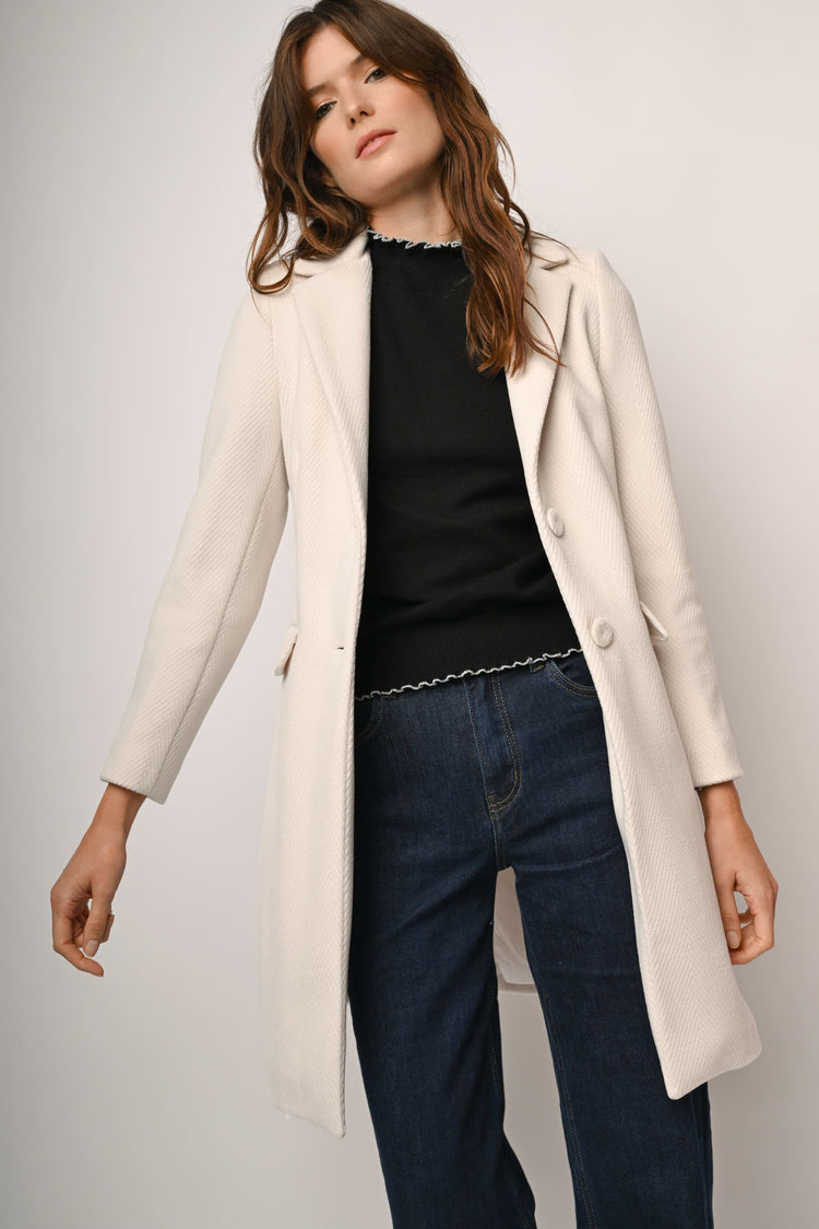 Single-breasted coat