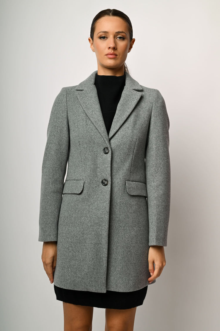 Single-breasted coat