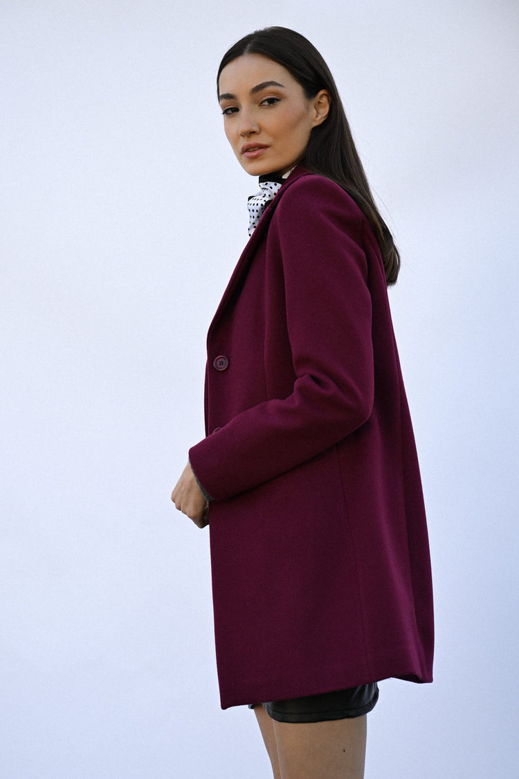 Jewel-button single-breasted coat
