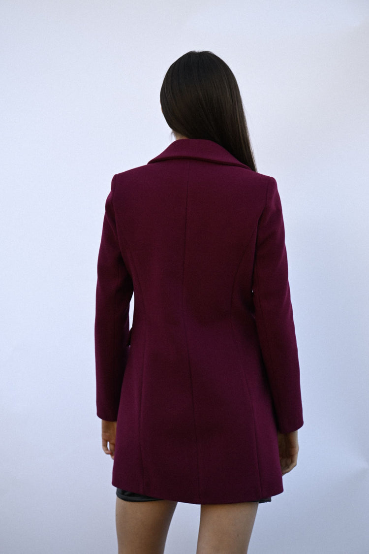 Jewel-button single-breasted coat