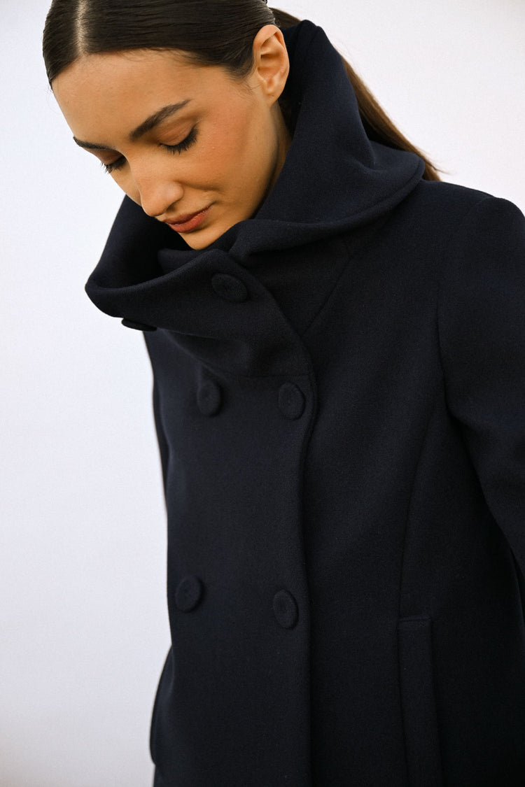 Double-breasted short coat