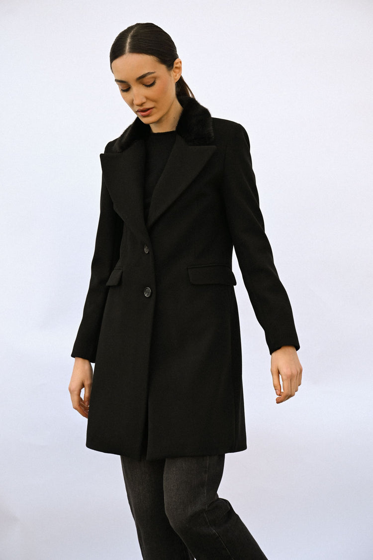 Faux fur collar single-breasted coat
