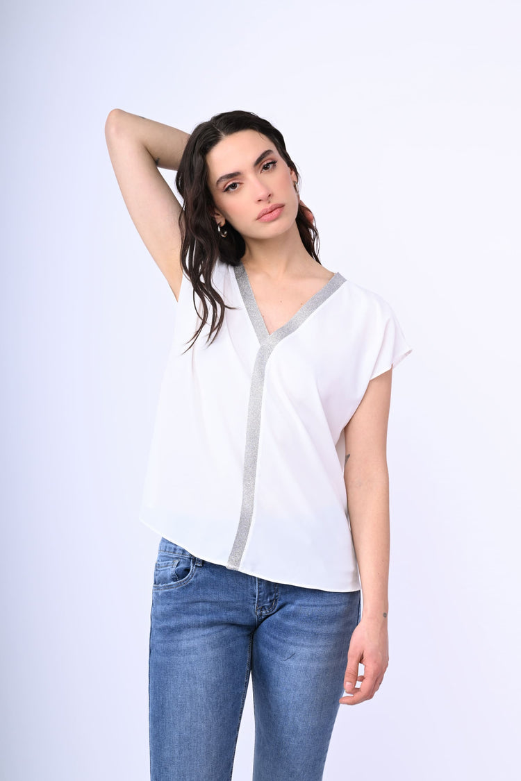 Lurex edges top