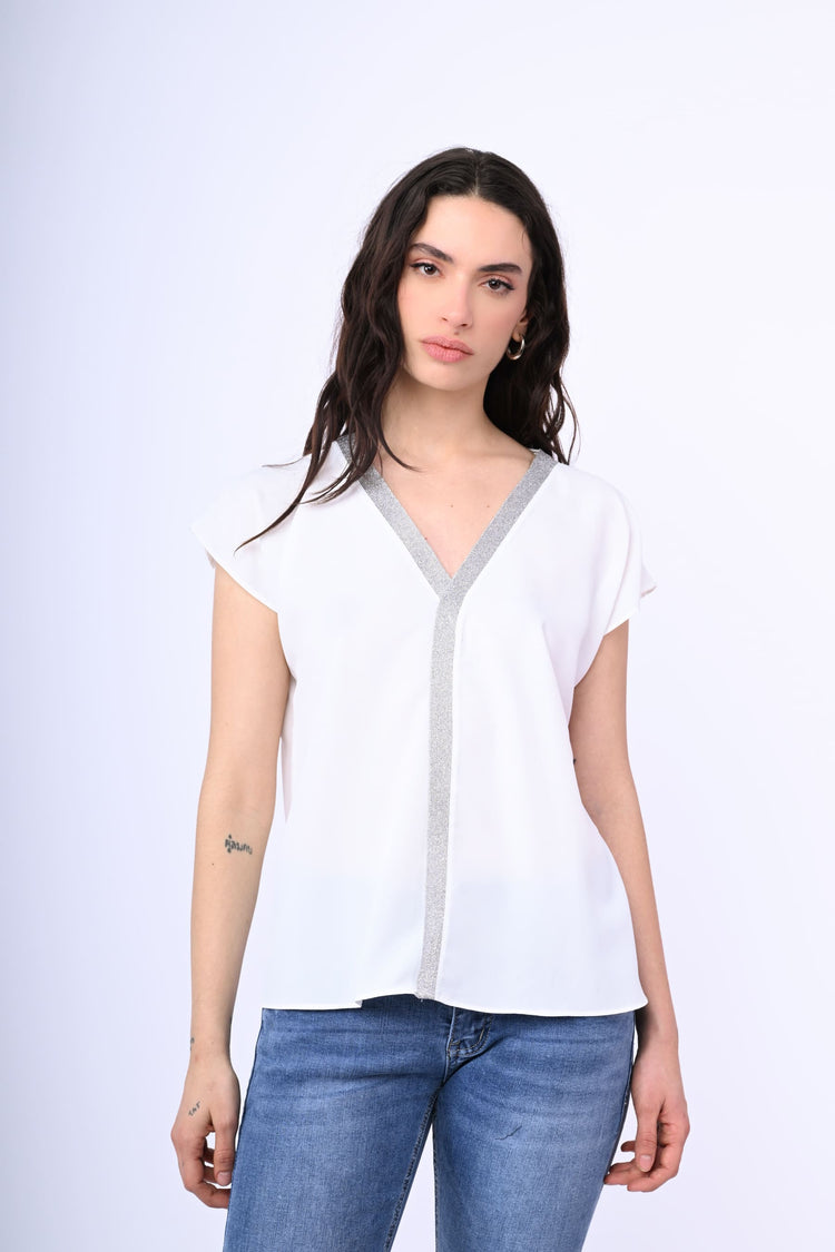 Lurex edges top