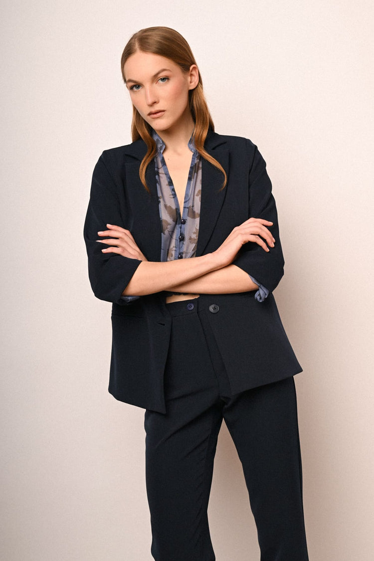 Two-button single-breasted blazer