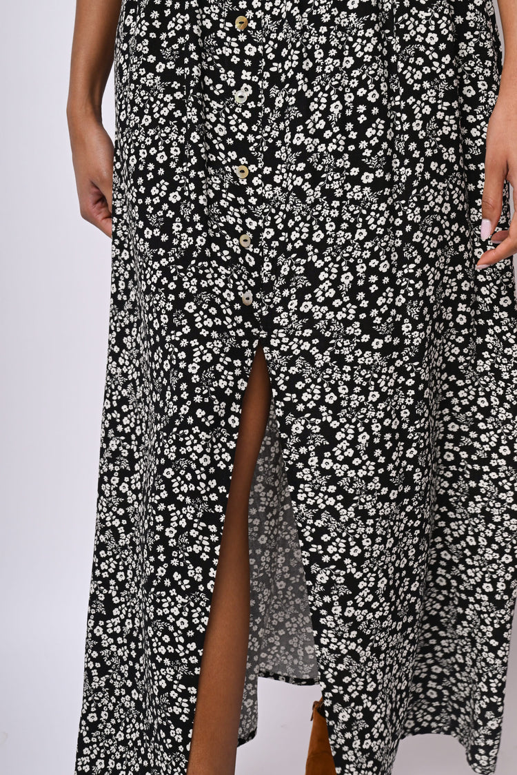 Floral print buttoned maxi skirt