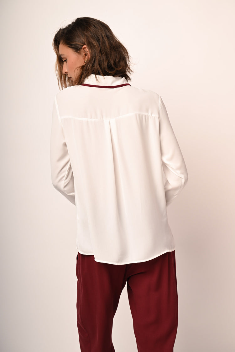 Contrast piping shirt