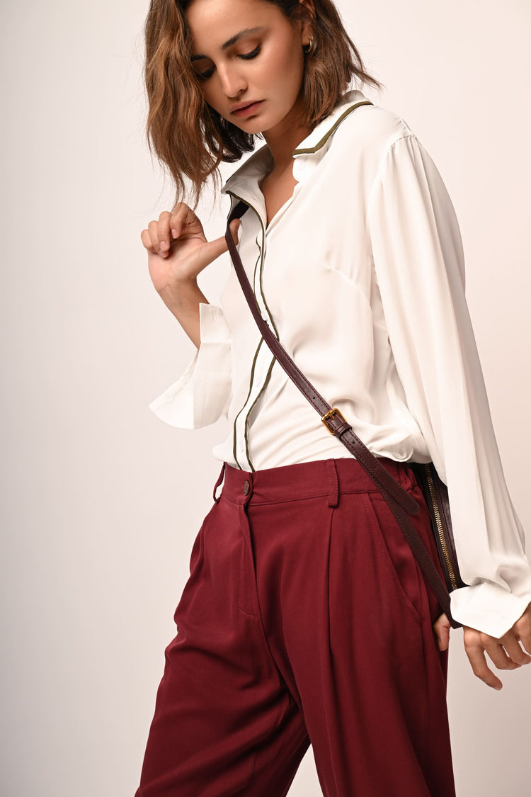 Contrast piping shirt