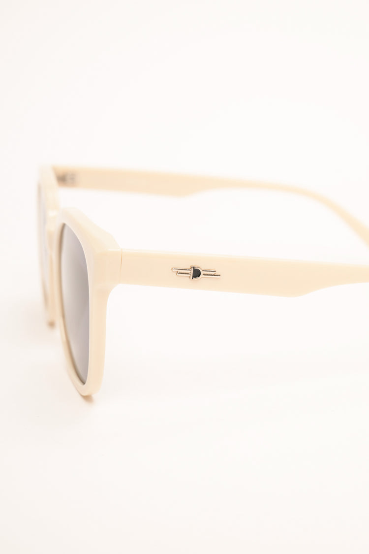 Ivory cat-eye sunglasses