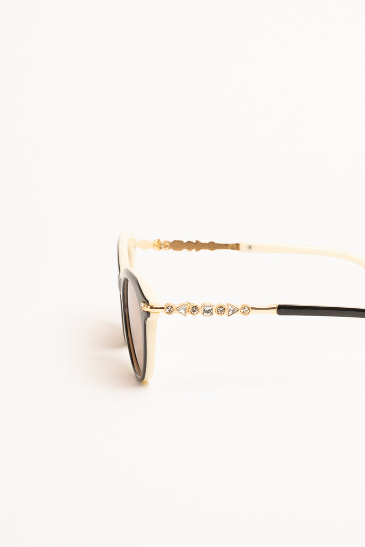 Black rhinestones rounded sunglasses