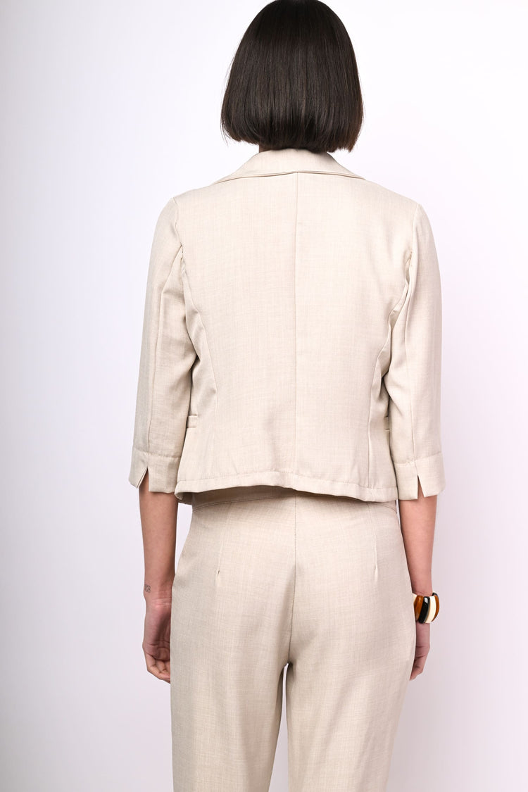 Cropped sleeves single-breasted blazer