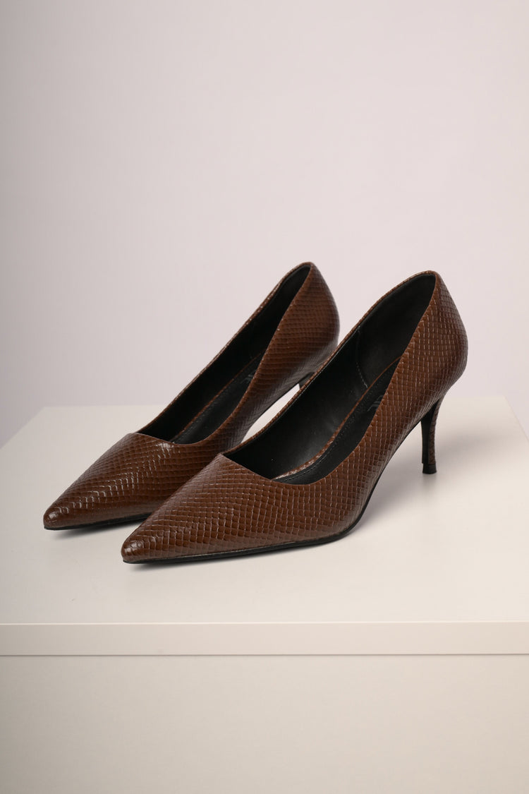 Dark brown python effect pumps