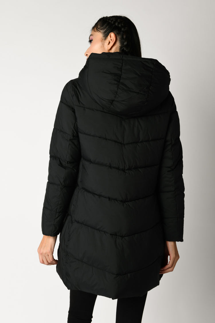 Quilted nylon hooded down jacket