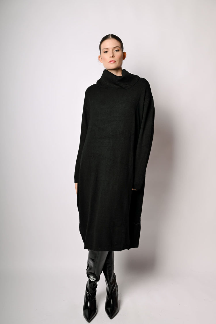 Oversized knit dress