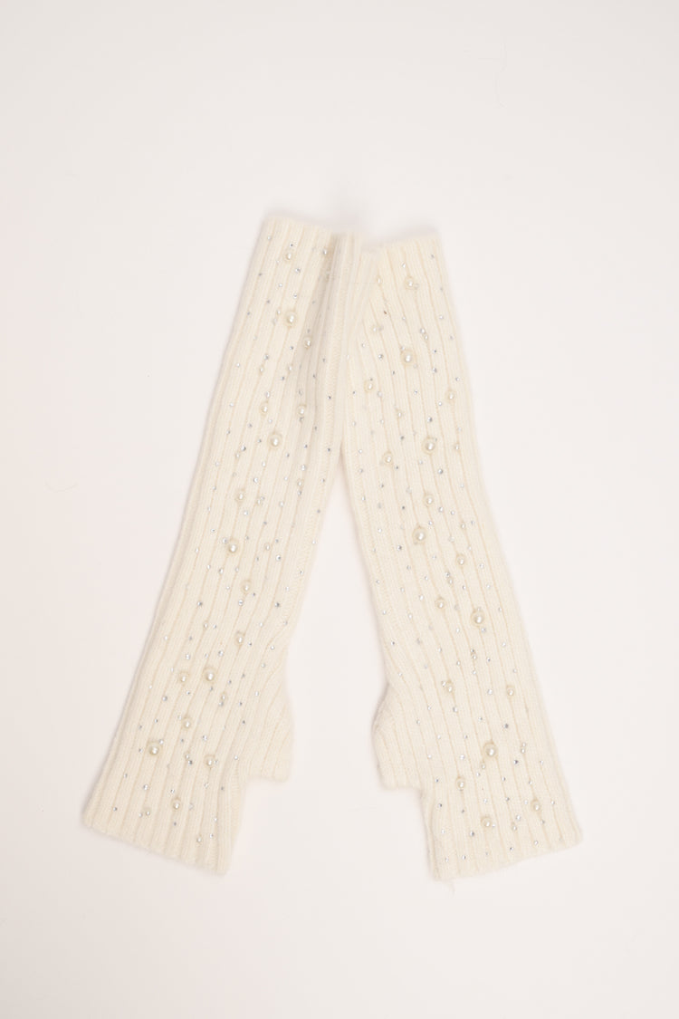 Ivory fingerless gloves with beads