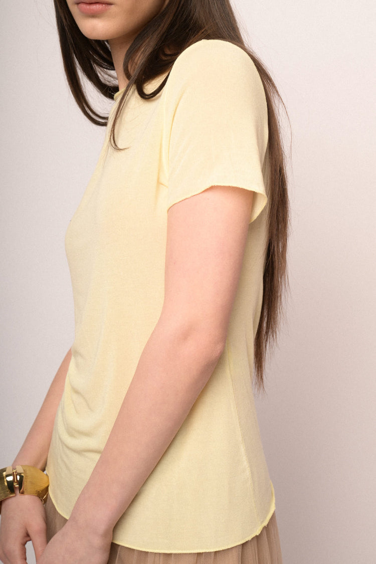 Butter yellow silk and viscose blend t-shirt